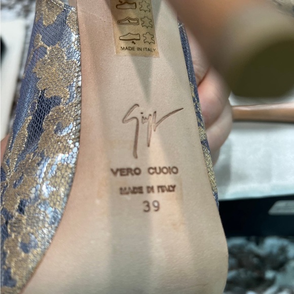 GUISEPPE ZANOTTI LEATHER FLORAL PRINT SLINGBACK PUMPS       SIZE 39 - Picture 7 of 11